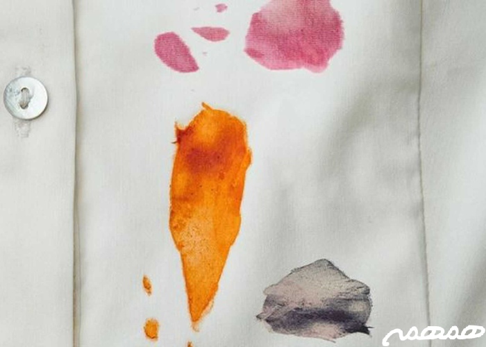 روش های از بین بردن لکه خودکار از روی لباس